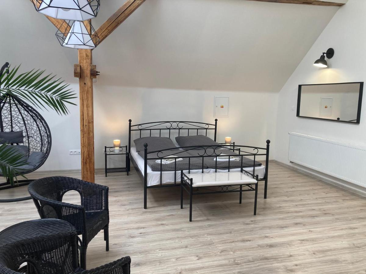 Apartmany Pod Radhostem Roznov pod Radhostem Luaran gambar
