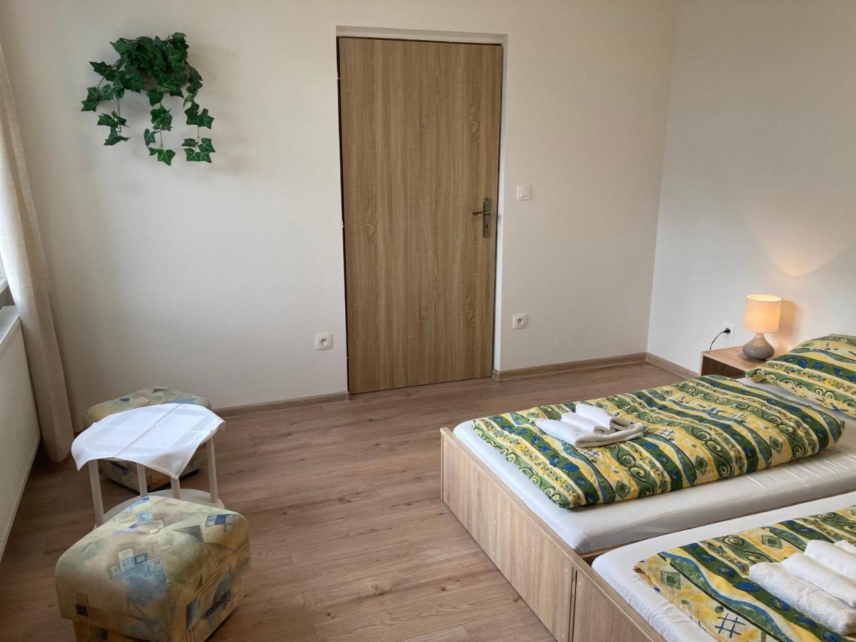 Apartmany Pod Radhostem Roznov pod Radhostem Luaran gambar